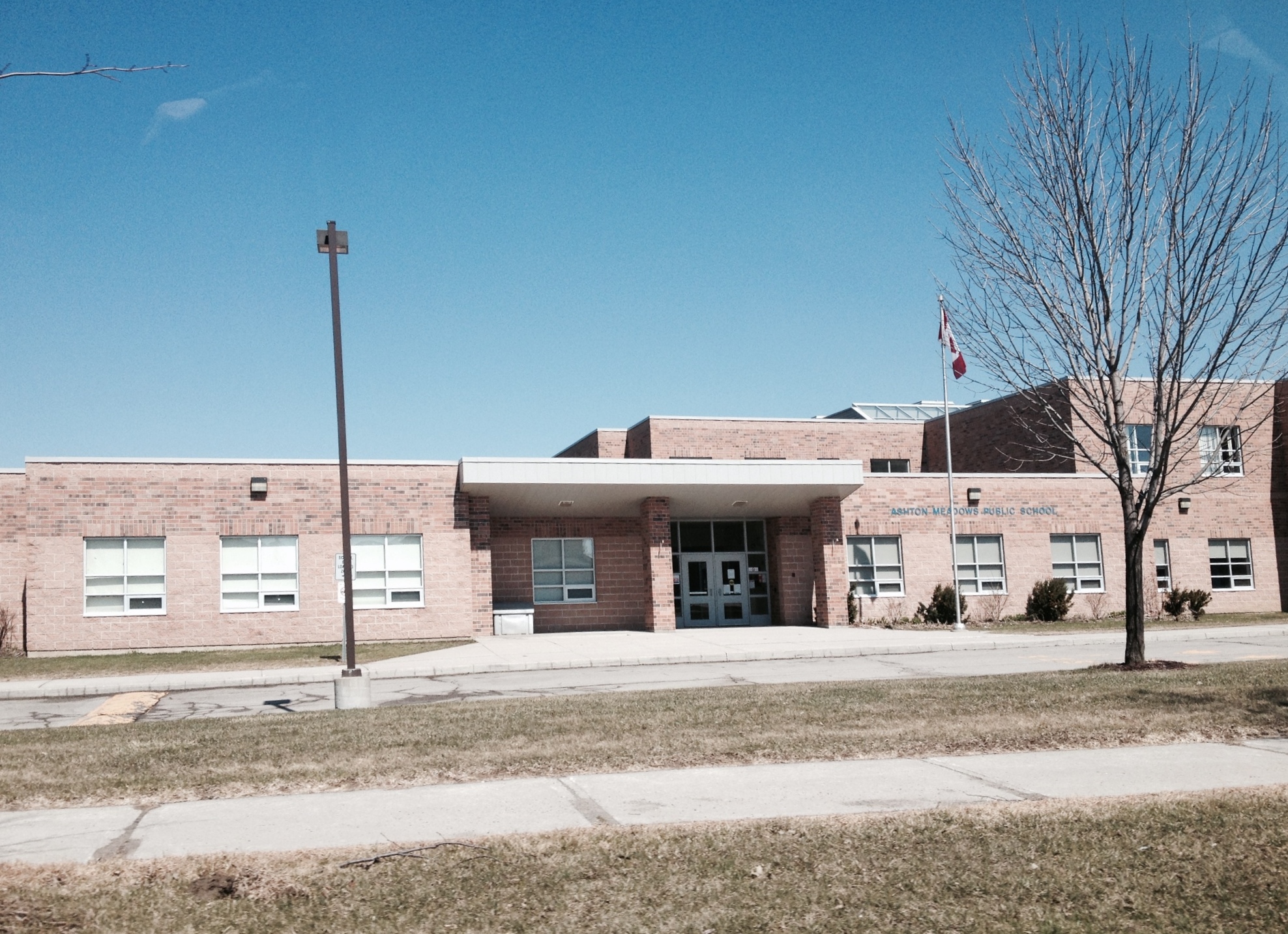 Exterior of Ashton Meadows Public School