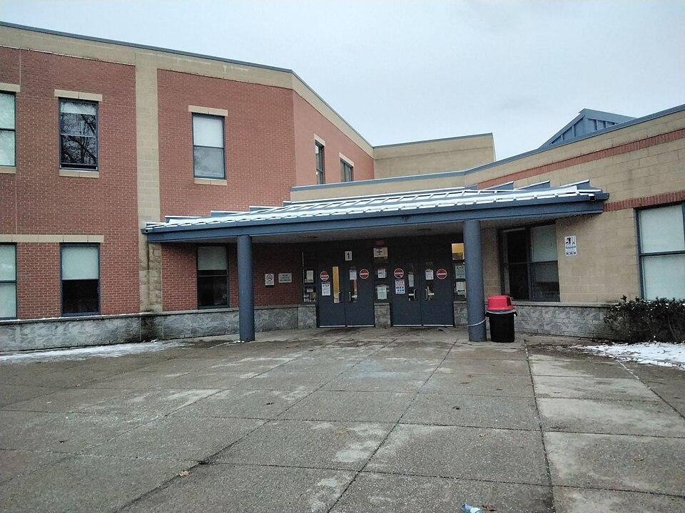 Oakville Trafalgar High School exterior, December 2021